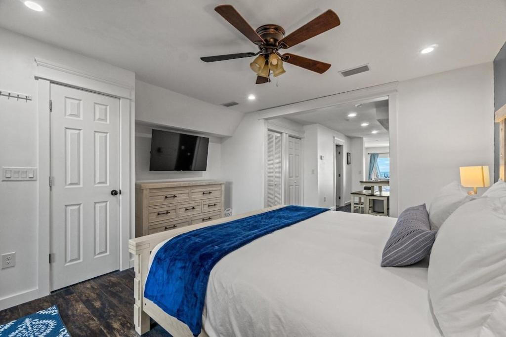 Newly Remodeled Beachfront Townhome - Sleeps 14 Panama City Beach Exterior photo
