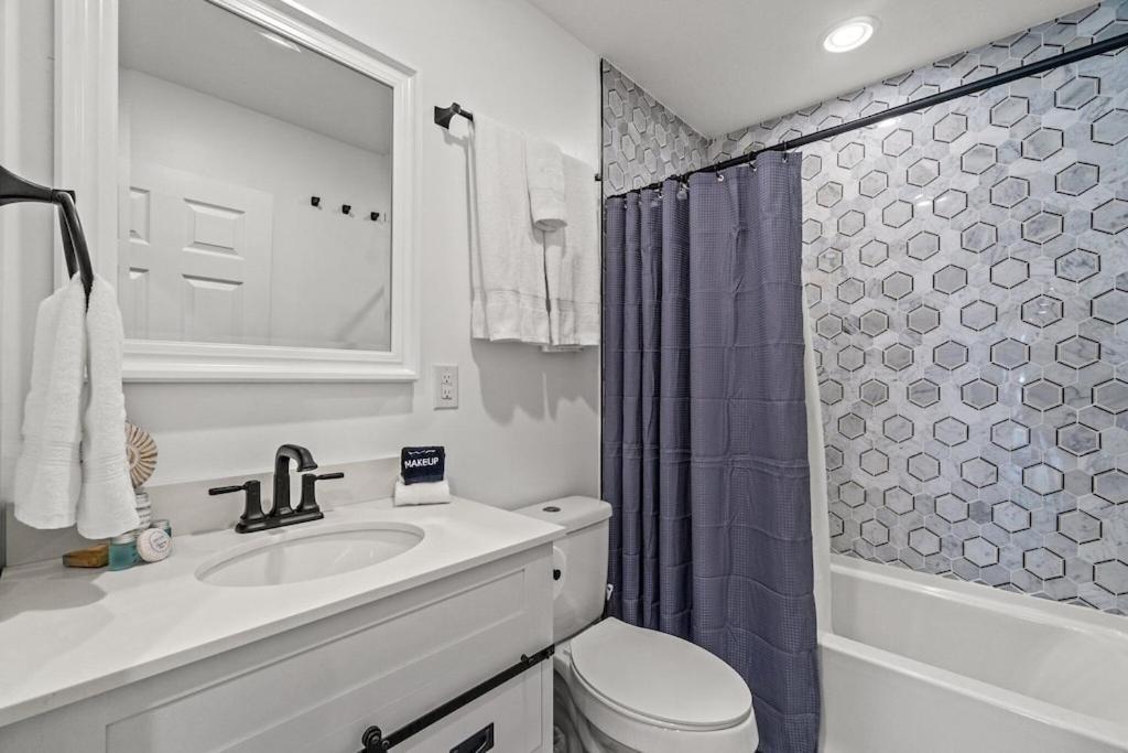 Newly Remodeled Beachfront Townhome - Sleeps 14 Panama City Beach Exterior photo