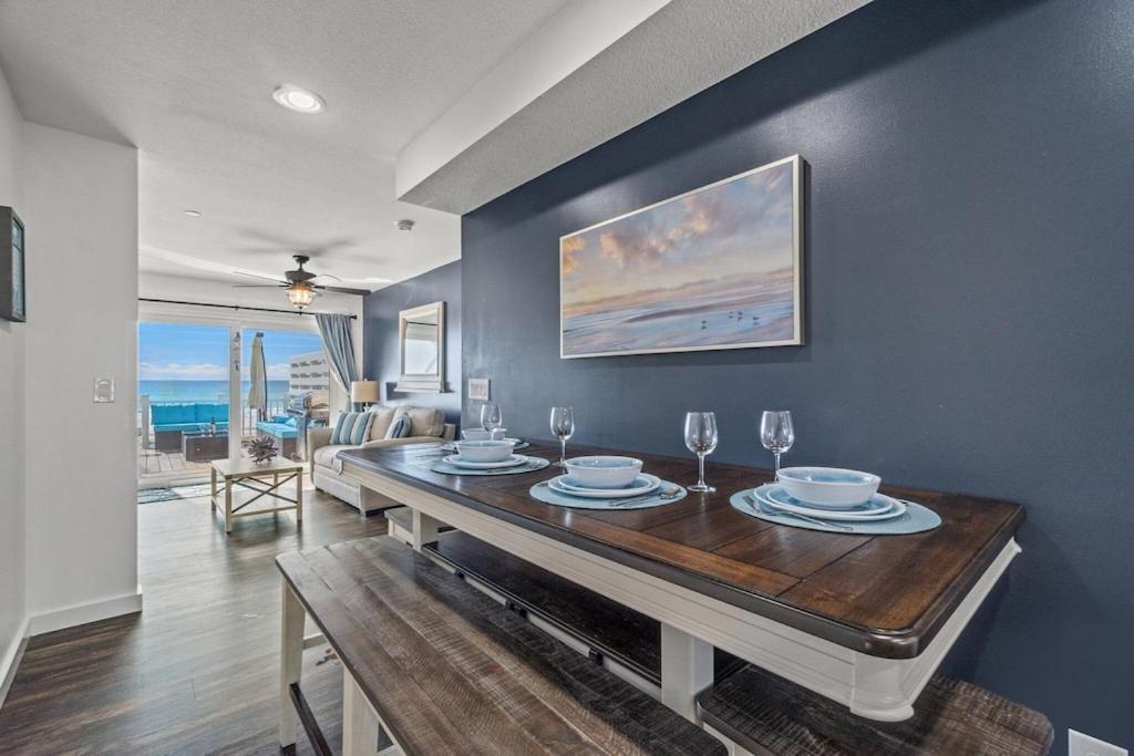 Newly Remodeled Beachfront Townhome - Sleeps 14 Panama City Beach Exterior photo