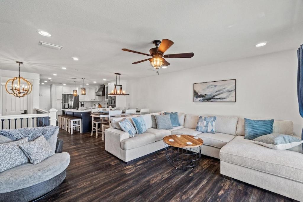 Newly Remodeled Beachfront Townhome - Sleeps 14 Panama City Beach Exterior photo